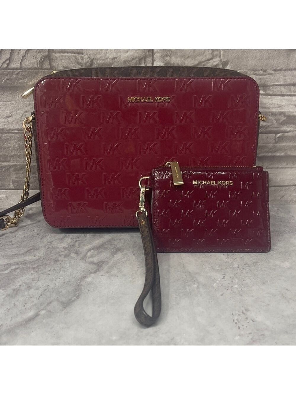 Michael Kors Burgundy Embossed Patent Leather Crossbody Bag & Wallet Set Berry - Picture 2 of 12